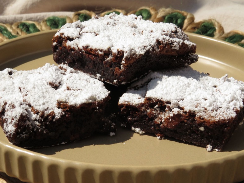 Brownies con azúcar glass
